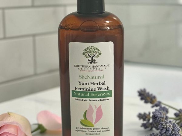 Natural Essence Feminine Wash