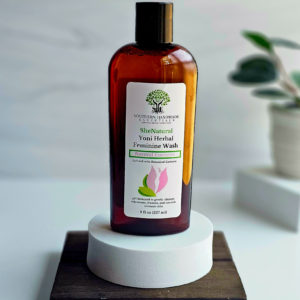 Yoni Herbal Feminine Cleansing Wash: Natural Essence