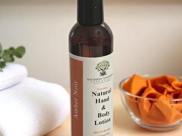 Nourshing Hand & Body Lotion: Amber Noir