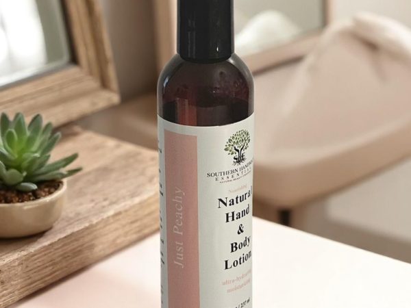 Nourishing Hand & Body Lotion: Just Peachy